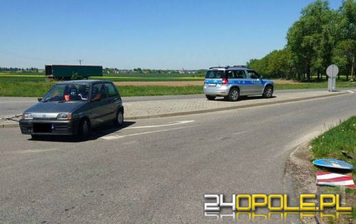 "Skosił" znaki, wydmuchał ponad trzy promile