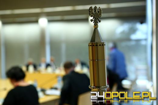 Radni sejmiku o insygniach i budżecie obywatelskim