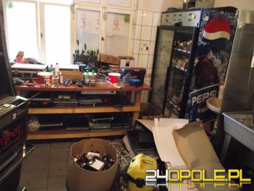 Opolscy funkcjonariusze przejęli nielegalne automaty