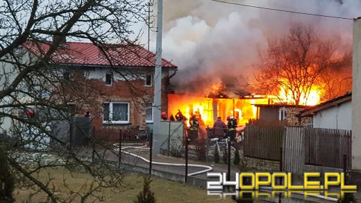 Pożar stolarni w Opolu, 5 zastępów straży walczyło z ogniem