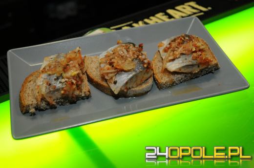 To już koniec karnawału. Dziś tradycyjny śledzik, od jutra wielki post !