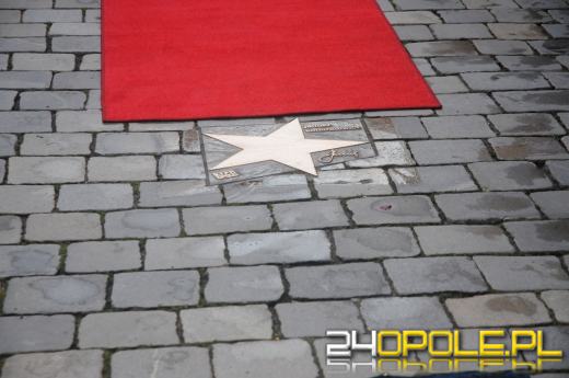 Odsłonięto 3 nowe gwiazdy w opolskiej Alei Gwiazd