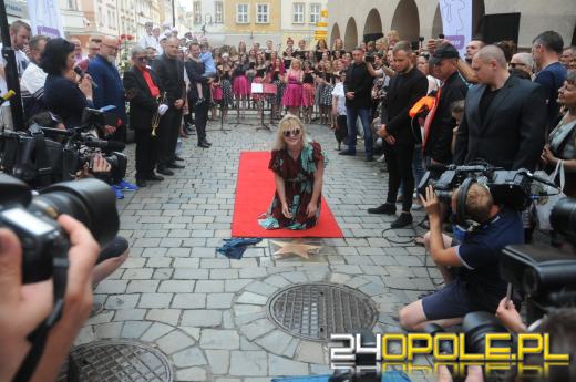 Odsłonięto 3 nowe gwiazdy w opolskiej Alei Gwiazd