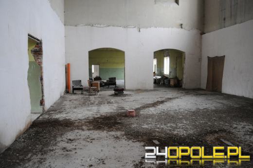 Cementownia Bolko, mimo że nie pracuje od dawna, wciąż "żyje"