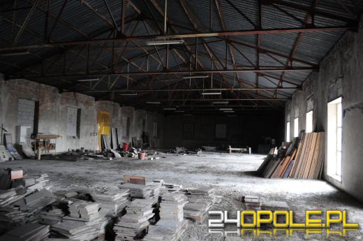 Cementownia Bolko, mimo że nie pracuje od dawna, wciąż "żyje"