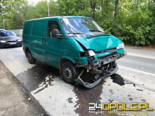 Czołowe zderzenie na Luboszyckiej w Opolu. Kierowca nietrzeźwy