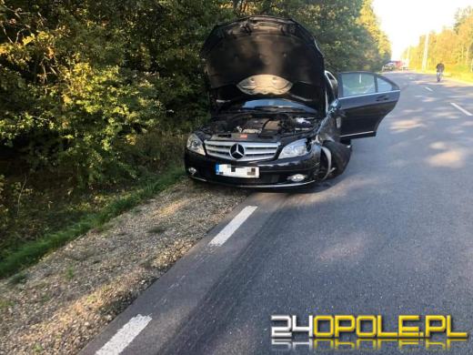 Zderzenie Mercedesa i Volkswagena na DW 426