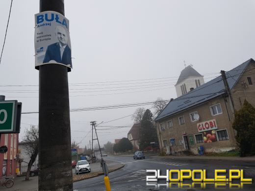 Minął termin na posprzątanie swoich banerów. Kto jeszcze "wisi"? 