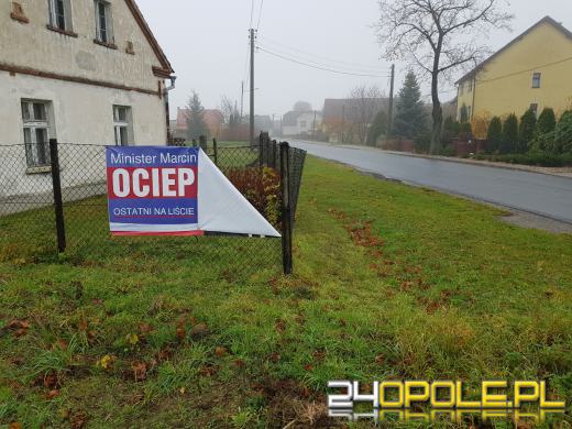 Minął termin na posprzątanie swoich banerów. Kto jeszcze "wisi"? 