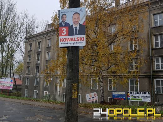 Minął termin na posprzątanie swoich banerów. Kto jeszcze "wisi"? 