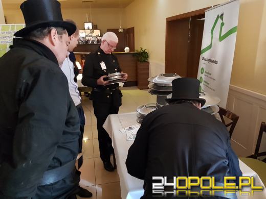 To ostatni dzwonek, by zaprosić do siebie kominiarza