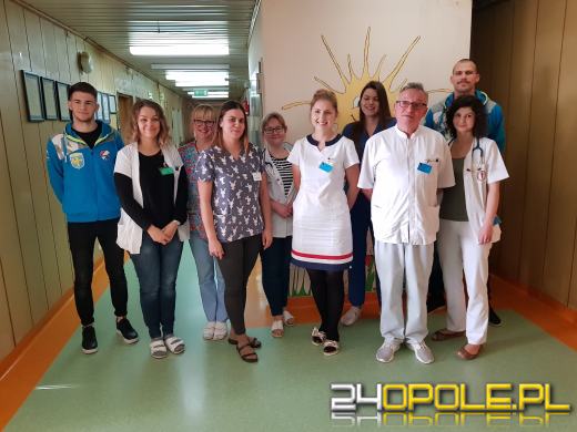 Opolscy Gwardziści spotkali się z dziećmi na pediatrii w Uniwersyteckim Szpitalu Klinicznym 