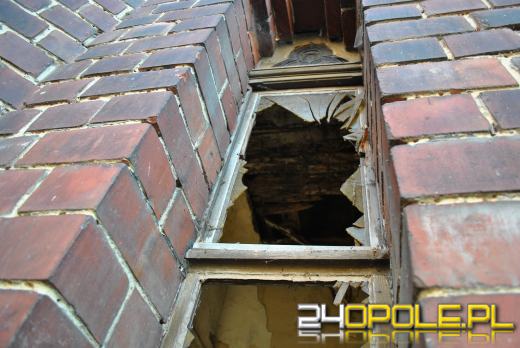 Co kryje wewnątrz zabytkowa kaplica przy ulicy Wrocławskiej? 