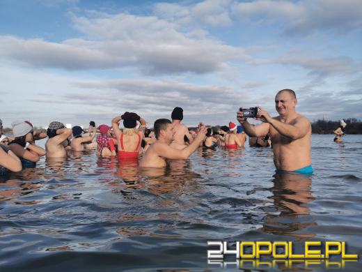 Ponad 150 osób morsowało na kąpielisku Bolko