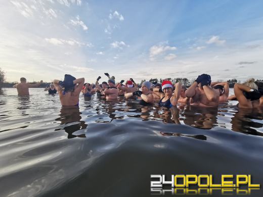 Ponad 150 osób morsowało na kąpielisku Bolko