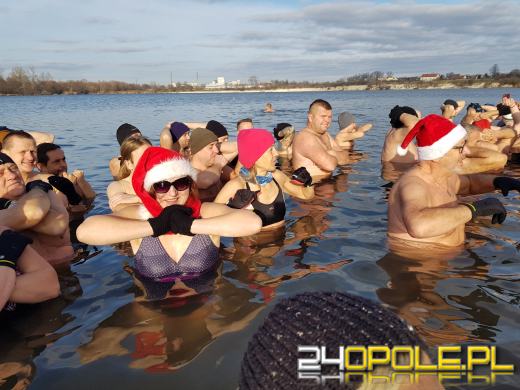 Ponad 150 osób morsowało na kąpielisku Bolko