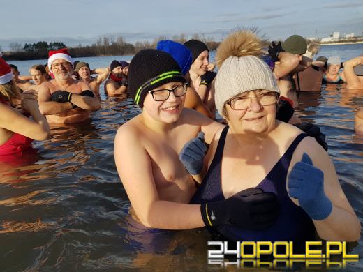 Ponad 150 osób morsowało na kąpielisku Bolko