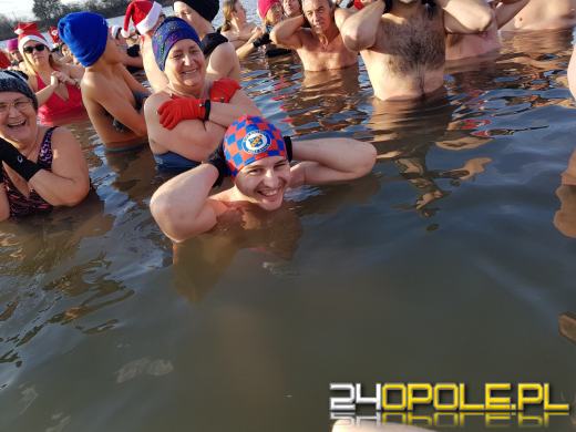 Ponad 150 osób morsowało na kąpielisku Bolko