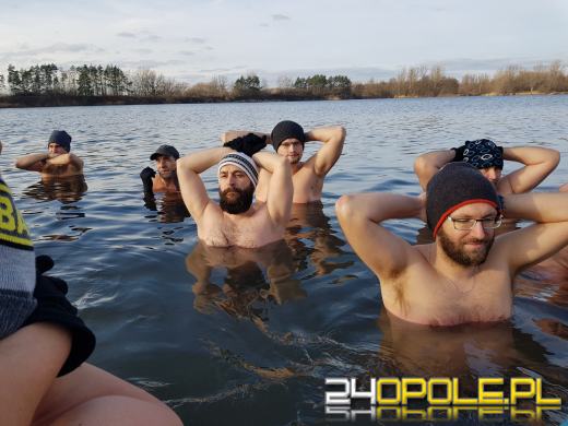 Ponad 150 osób morsowało na kąpielisku Bolko