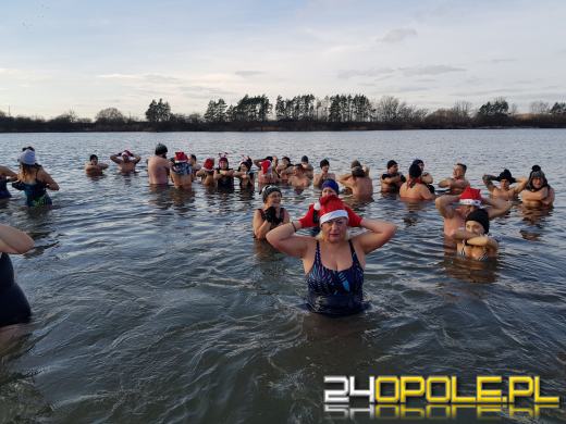 Ponad 150 osób morsowało na kąpielisku Bolko