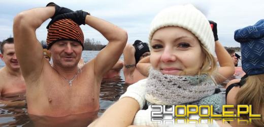 Czy prawdziwe "morsy" potrzebują czapki i rękawiczek?