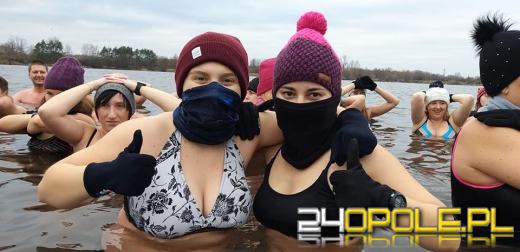 Czy prawdziwe "morsy" potrzebują czapki i rękawiczek?