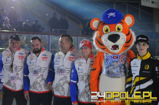 OK Bedmet Kolejarz Opole prezentuje drużynę. Jest też nowe logo i..maskotka drużyny