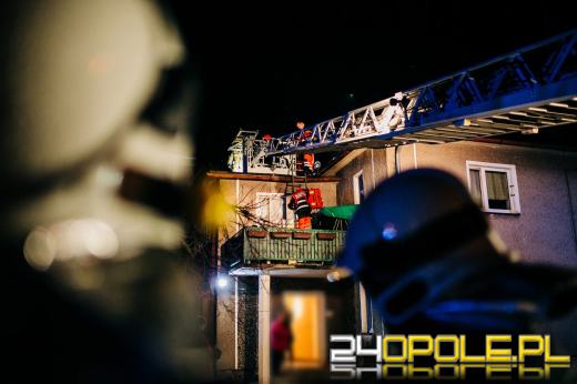 Mężczyzna zasłabł na dachu swojego domu, nie udało się go uratować 