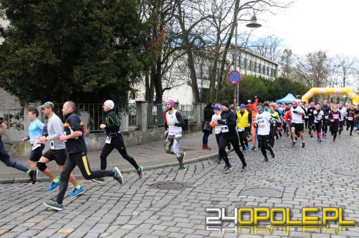 650 biegaczy na starcie "Tropem Wilczym" w Opolu