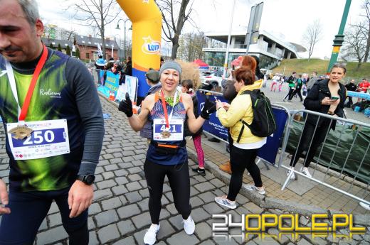 650 biegaczy na starcie "Tropem Wilczym" w Opolu