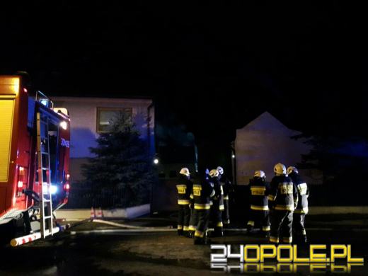 7 zastępów straży walczyło z pożarem stodoły w Dylakach