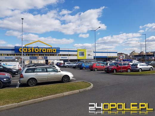 Galerie ograniczyły dostępność, miasto opustoszało... Tymczasem w Castoramie...