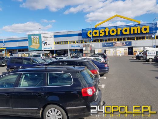 Galerie ograniczyły dostępność, miasto opustoszało... Tymczasem w Castoramie...