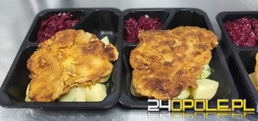 Opolscy restauratorzy gotują dla personelu medycznego i służb ratunkowych!