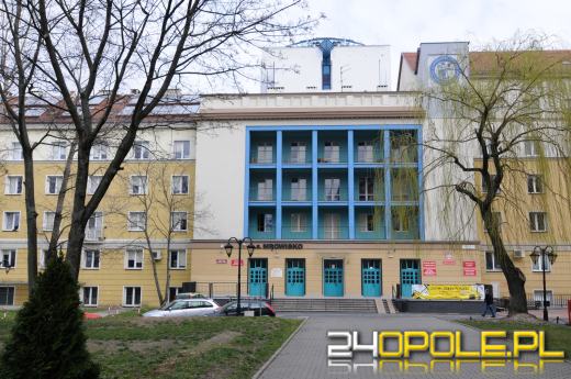 Akademiki na Uniwersytecie oraz Politechnice z ograniczonym wstępem