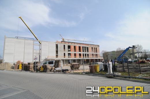 Budowa Opolskiego Parku Sportu nie zwalnia. Zobaczcie jak wygląda