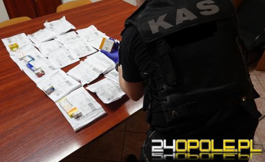 Sterydy anaboliczne w 18 przesyłkach pocztowych