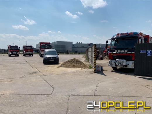 Straż i grupa chemiczna znów w Skarbimierzu. Specjaliści zbadają znalezione chemikalia