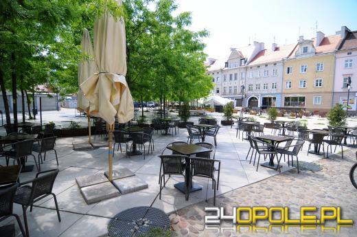 Opola wraca do życia. Na rynku pojawiły się już ogródki. 