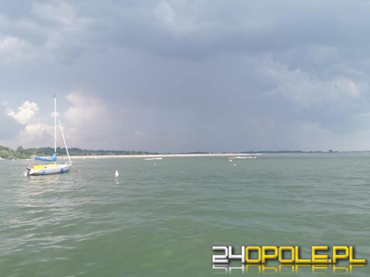 Burza z gradem nad Jeziorem Nyskim. Akcja ratunkowa WOPR