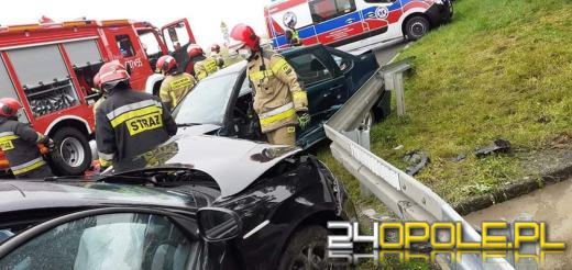 Zderzenie pojazdów w Olszowej. Jedna osoba ranna 