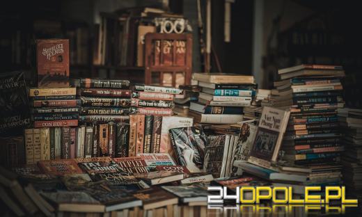 Książkowa wymiana - jak tanio kupować książki? Gdzie je sprzedać?