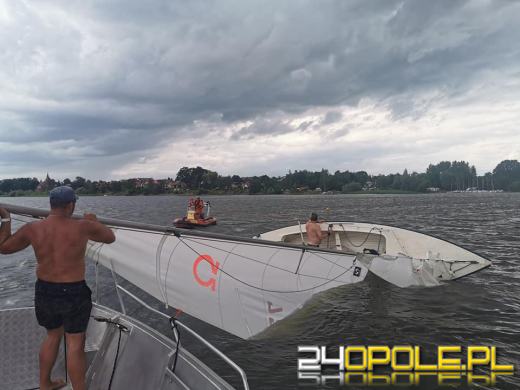 Planując wypoczynek nad wodą pamiętajmy o bezpieczeństwie. Policja apeluje