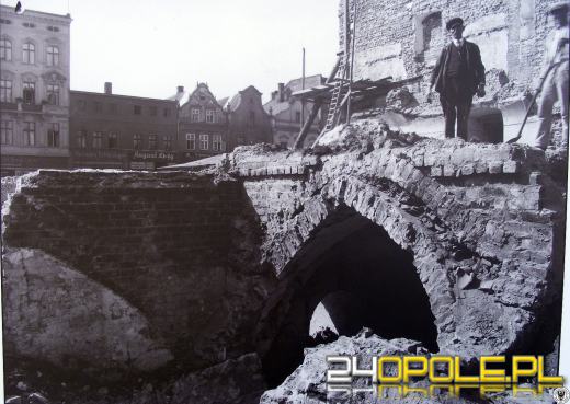Karta z historii Opola- 15 lipca runęła wieża