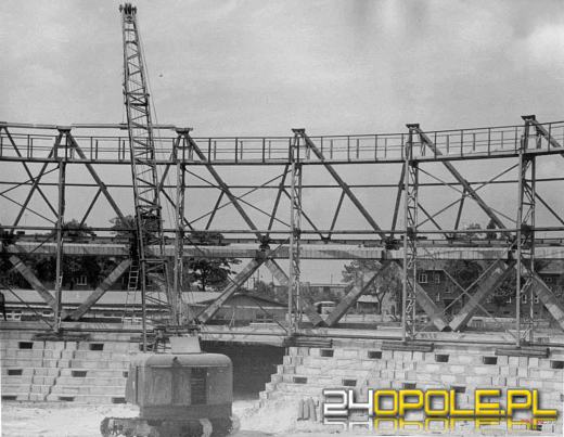 52 lata Okrąglaka. Jak się zmieniał?