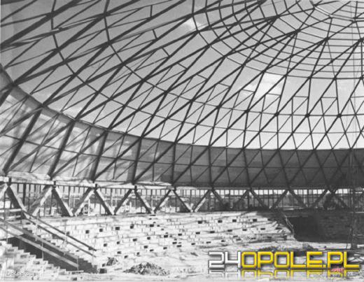 52 lata Okrąglaka. Jak się zmieniał?