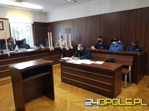 Napad z nożem w ręku w powiecie nyskim. Oskarżony przed sądem