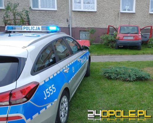 Rozbiła samochód o budynek i poszła do domu... "wydmuchała" blisko 3 promile