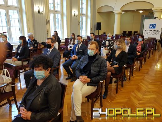 Hybrydowa inauguracja roku akademickiego na Politechnice Opolskiej