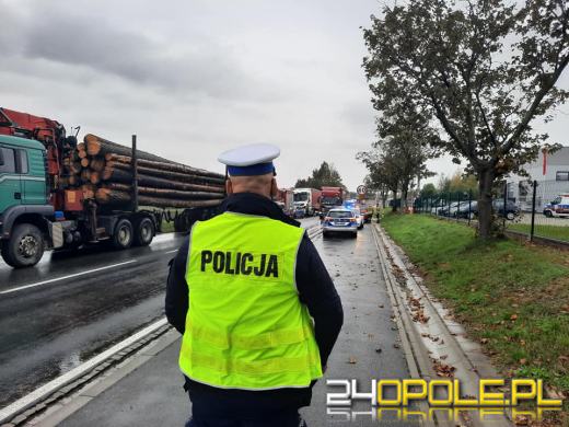 Utrudnienia na Dk39 w kierunku Kamiennej. Zderzyły się dwa samochody ciężarowe